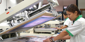 Silkscreen process and machinery